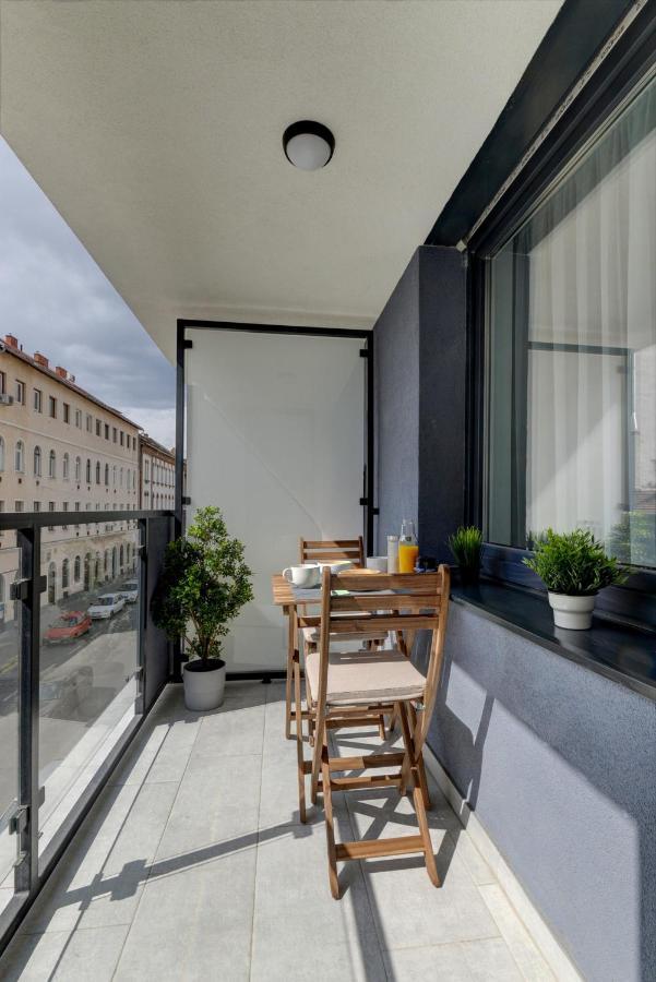 Pure Happiness Apartment Budapest Exteriör bild