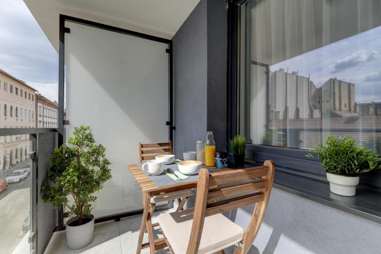 Pure Happiness Apartment Budapest Exteriör bild